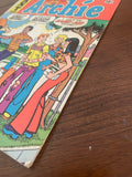 The World of Archie Giant Series Comic Book # 249 Vintage Sep 1976 Magazine