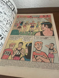 The World of Archie Giant Series Comic Book # 249 Vintage Sep 1976 Magazine