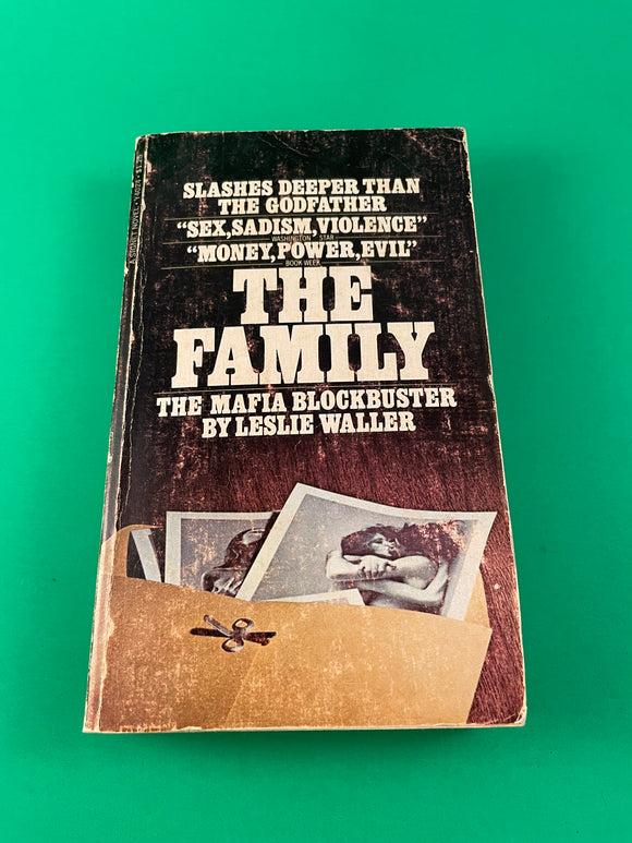 The Family by Leslie Waller Vintage 1969 Signet Paperback Mafia Crime Murder